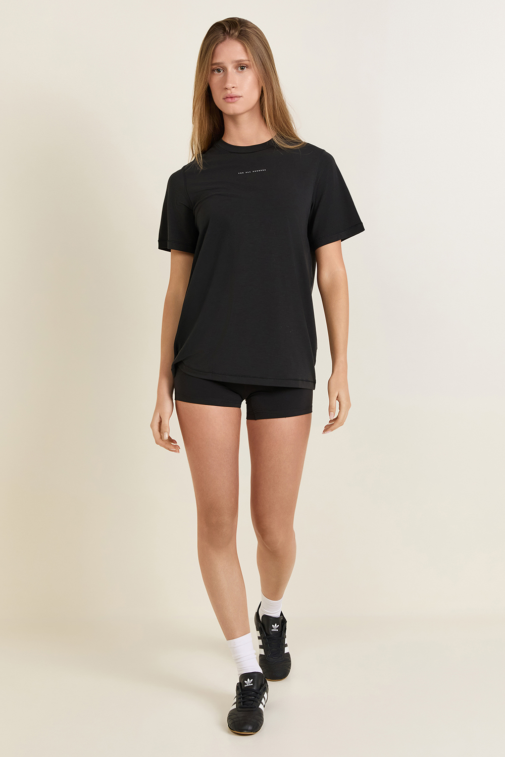 Jersey Training Short-Sleeve Run Graphic